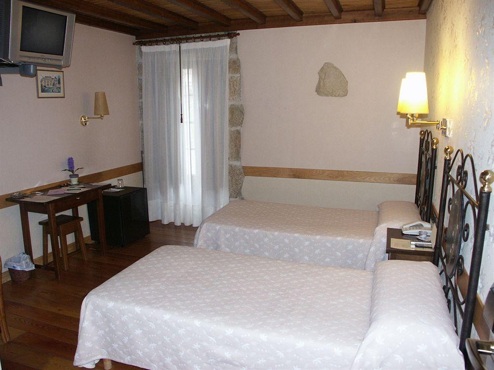 בית הארחה Lestrove 	Casa Antiga Do Monte מראה חיצוני תמונה