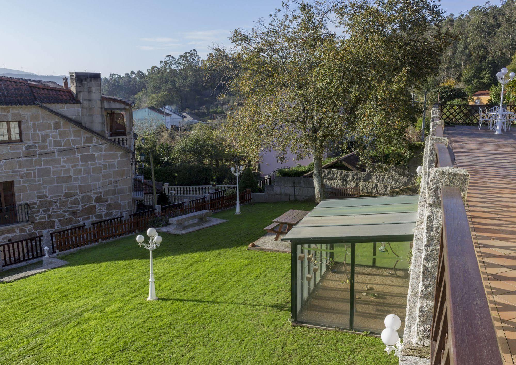בית הארחה Lestrove 	Casa Antiga Do Monte מראה חיצוני תמונה